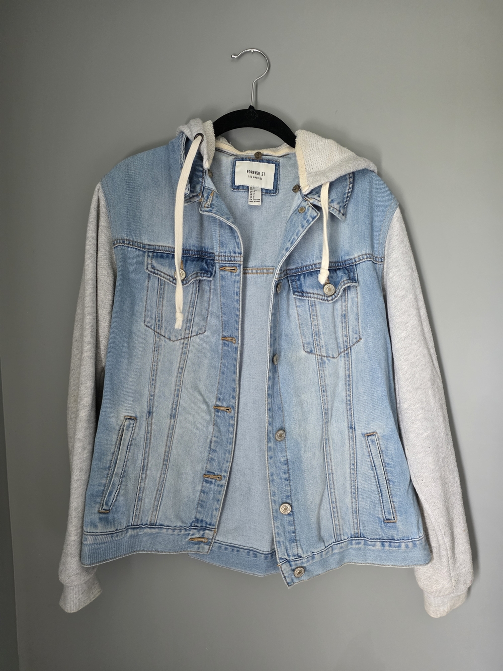 Forever 21 Light Wash Denim Jacket with Removable Gray Hood Long Gray Sleeves